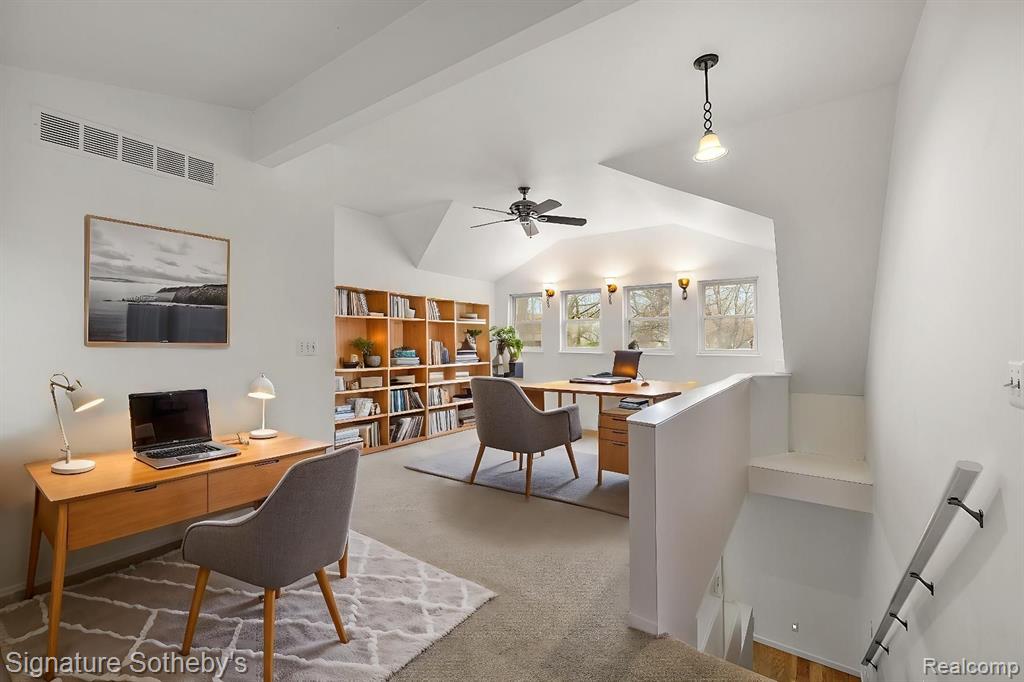 423 HAWTHORN Avenue, Royal Oak, MI 48067 — Photo 10