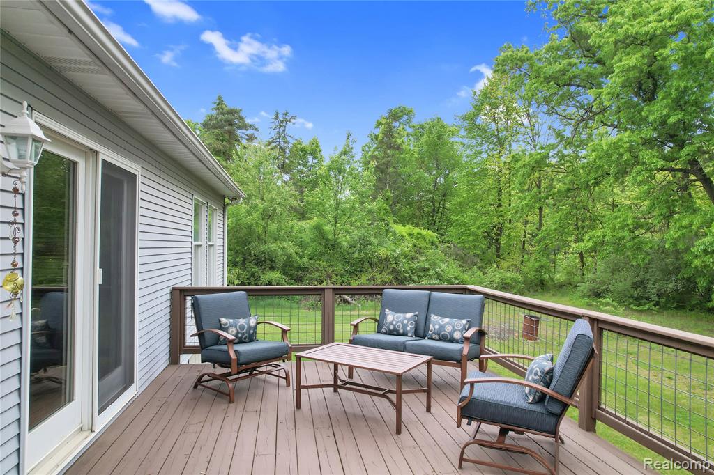 9587 Harmon Lane, South Lyon, MI 48178 — Photo 30
