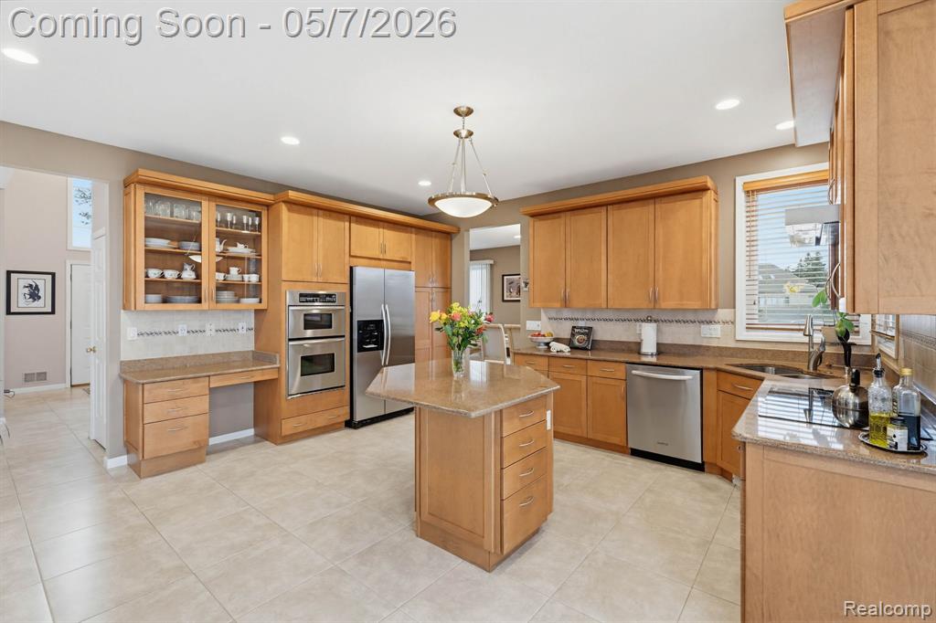 43376 Chester Drive, Sterling Heights, MI 48314 — Photo 23