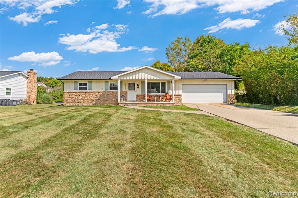 5236 Old Franklin Road, Grand Blanc, MI 48439 — Photo 2