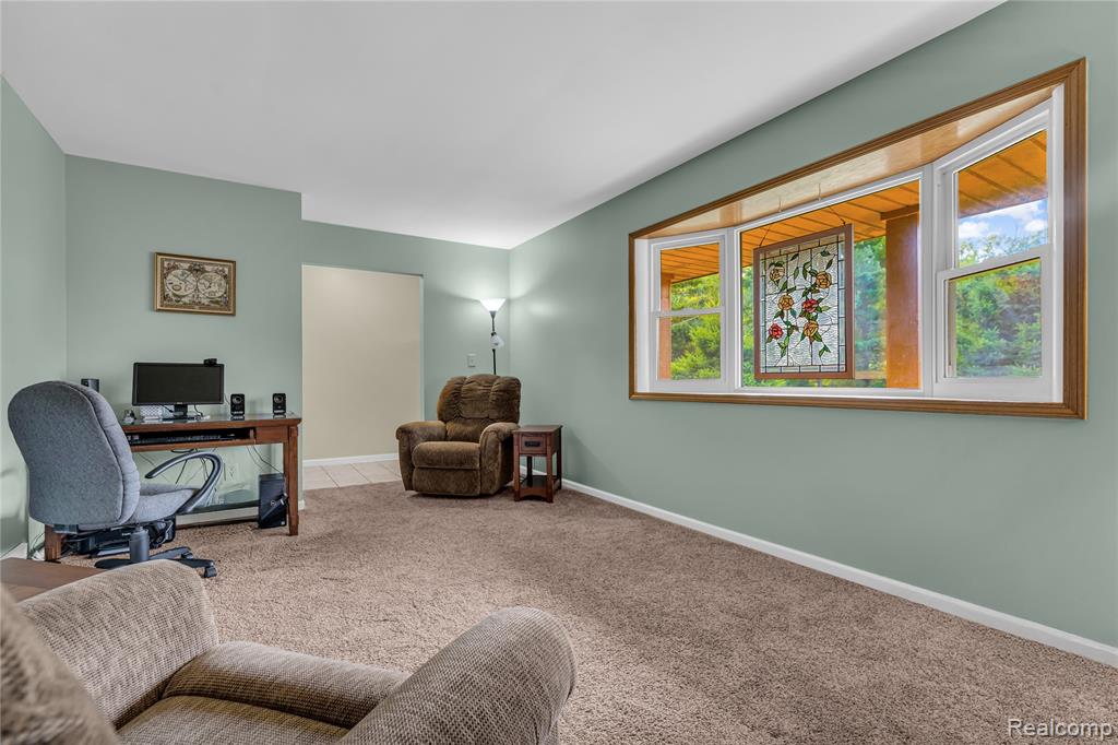3145 S Fenton Road, Holly, MI 48442 — Photo 4