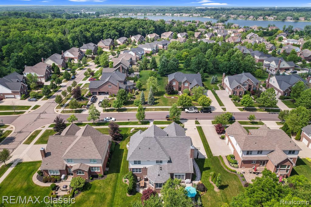 50757 CALVERT ISLE Drive, Novi, MI — Photo 85