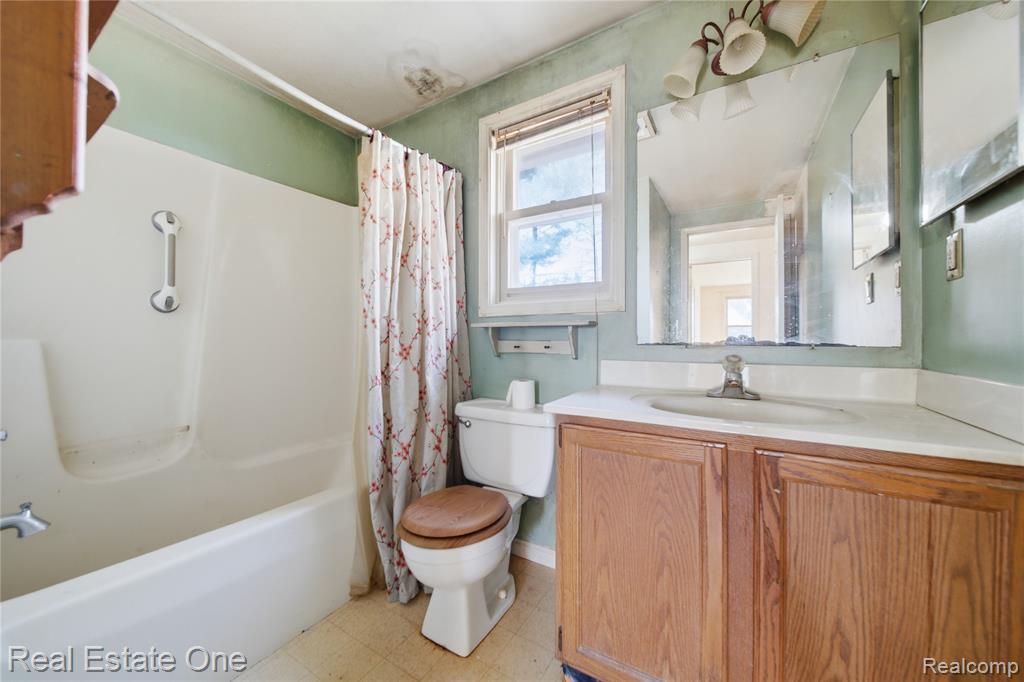 11458 College Avenue, Pinckney, MI 48169 — Photo 12