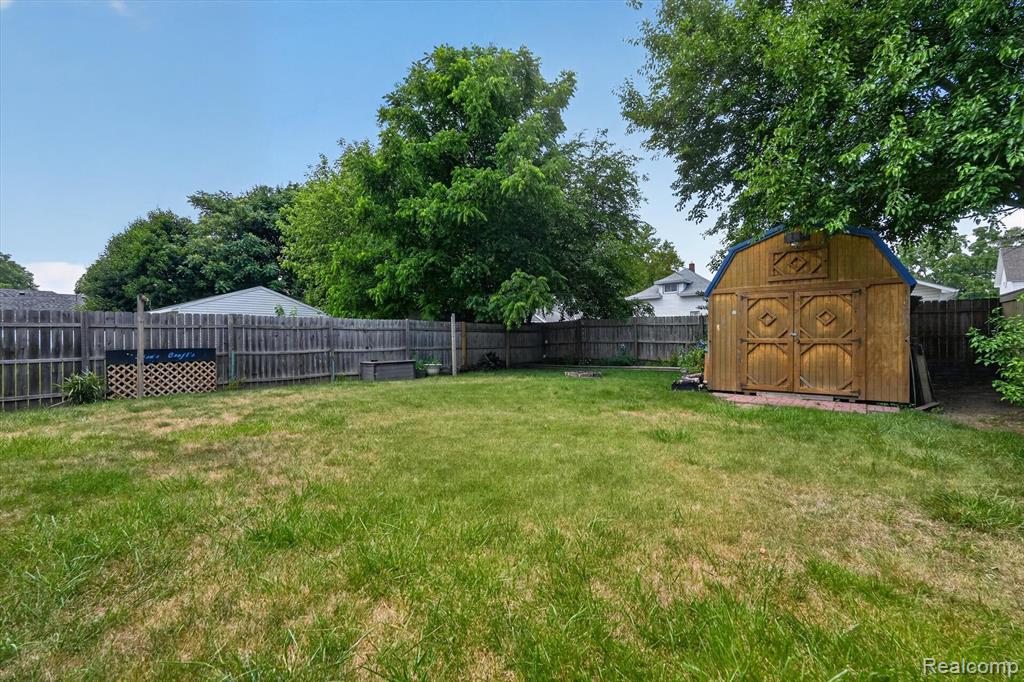 721 Jerome Avenue, Owosso, MI 48867 — Photo 26
