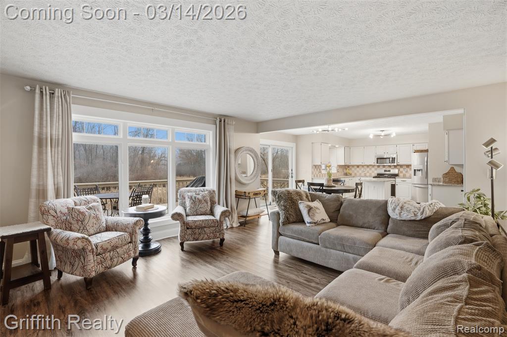 5068 Brookwood Meadows Drive, Brighton, MI 48116 — Photo 4