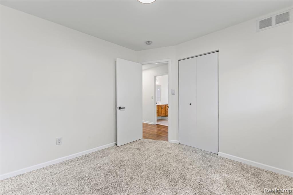 7519 Superior, Center Line, MI 48015 — Photo 18