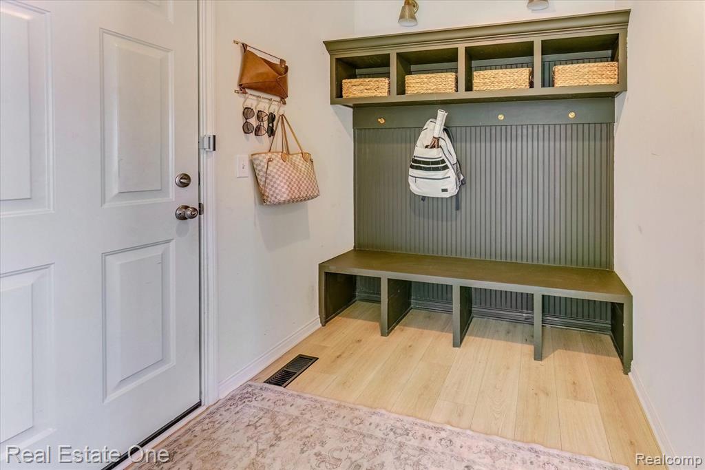 5134 MUIRFIELD Lane, Clarkston, MI 48348 — Photo 19