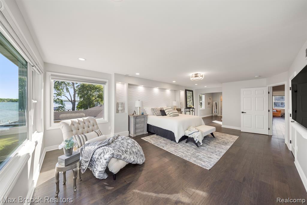 4659 LINWOOD Street, West Bloomfield, MI 48324 — Photo 36
