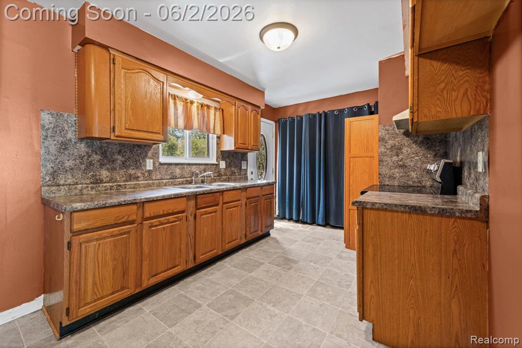 315 Airport Drive, Holly, MI 48442 — Photo 10