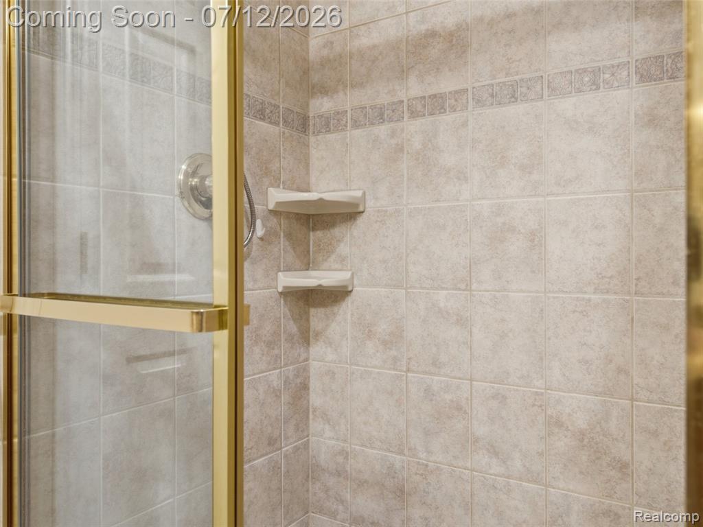 7495 Kovacs Drive, Linden, MI 48451 — Photo 34