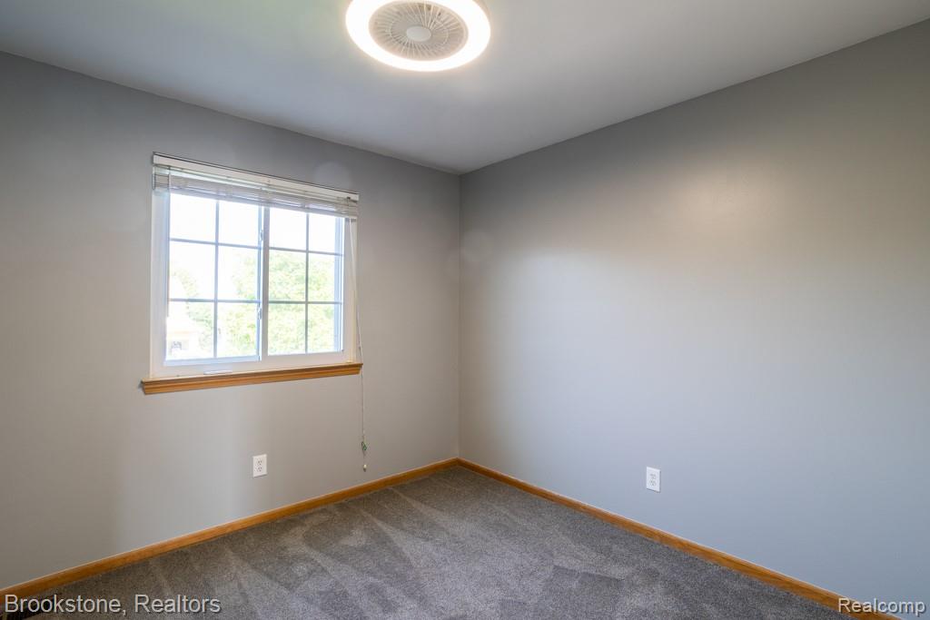 52028 Sycamore Drive, Chesterfield, MI 48047 — Photo 23
