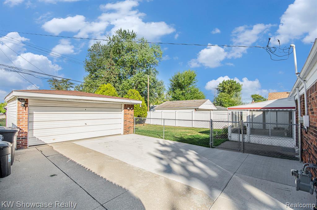 18582 Hamann Street, Riverview, MI 48193 — Photo 21