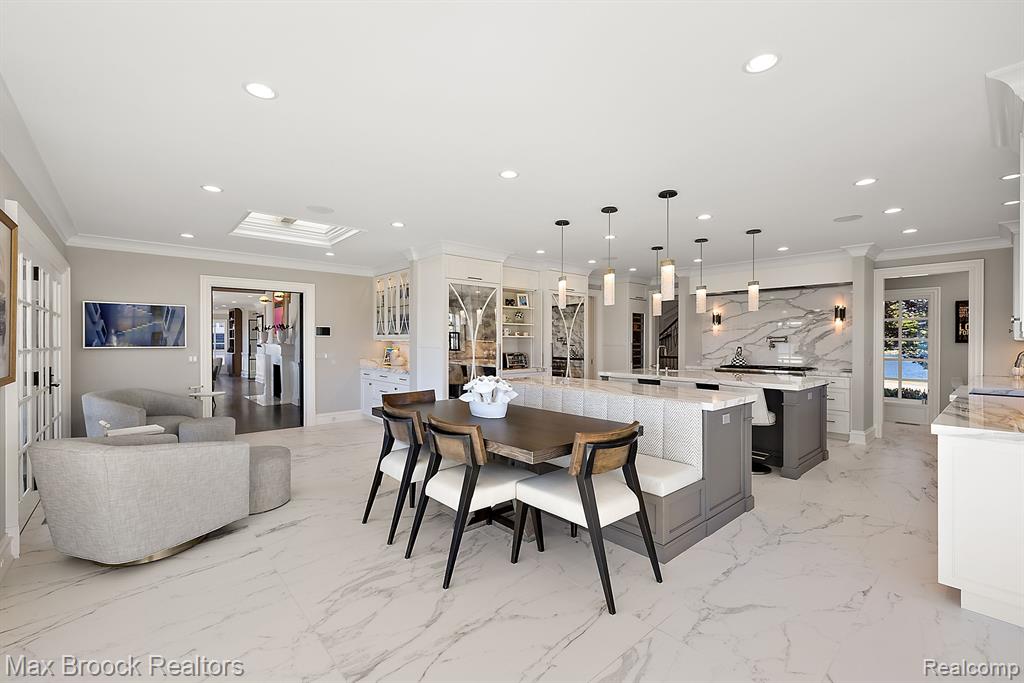 3251 W Shore Drive, Orchard Lake Village, MI 48324 — Photo 12