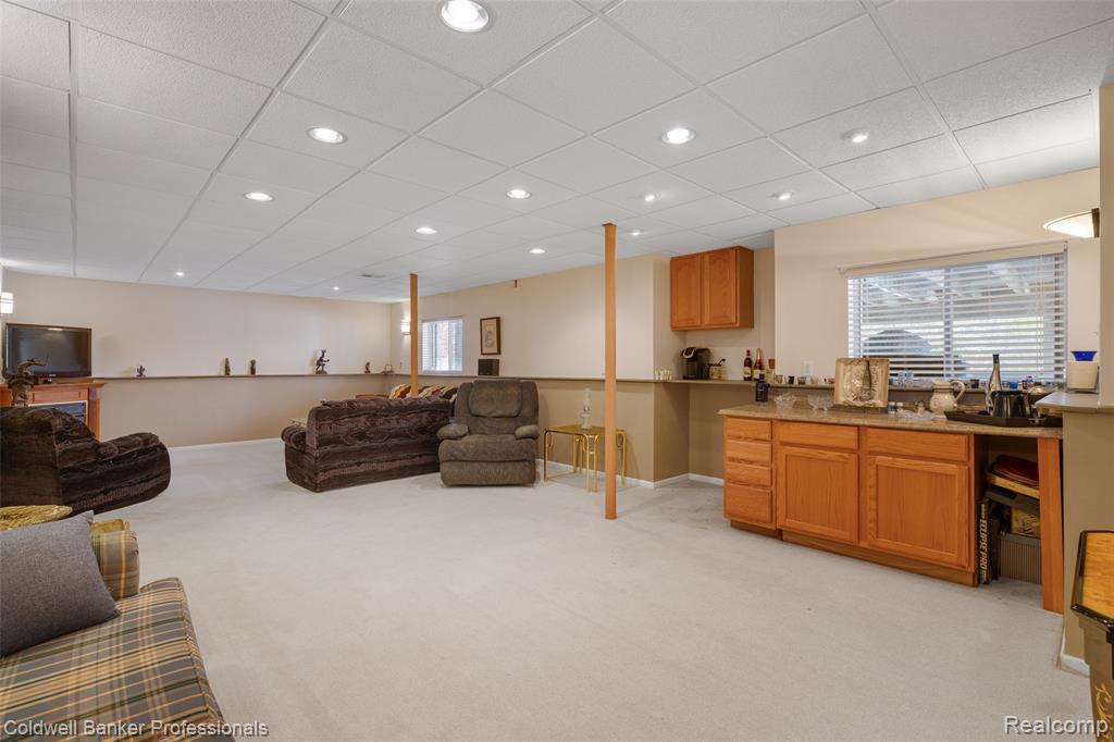 4881 Spring Meadow Drive, Clarkston, MI 48348 — Photo 35
