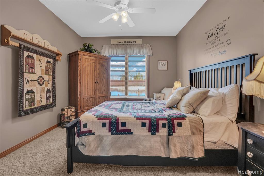 130 Whites Court, Houghton Lake, MI, 48629