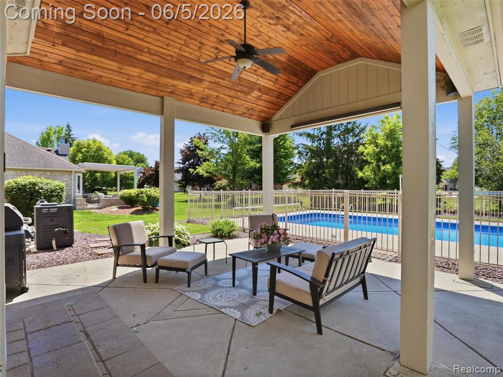 47289 Robins Nest Drive, Utica, MI 48315 — Photo 45
