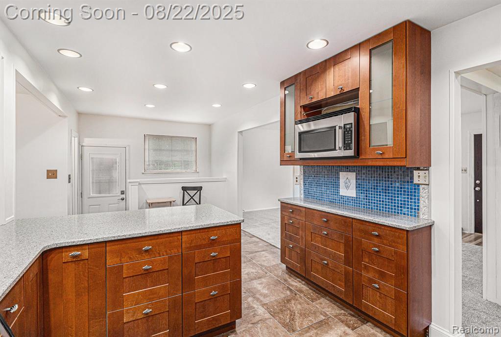 42412 Somerset Court, Canton, MI 48187 — Photo 10