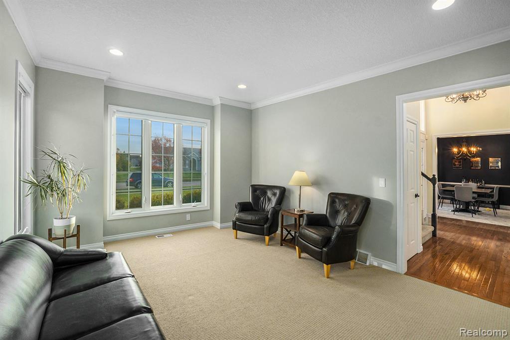 7469 Paradise Drive, Grand Blanc, MI 48439 — Photo 15
