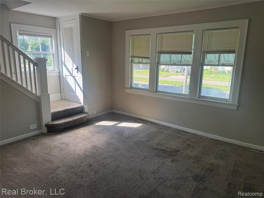 958 N Chevrolet Avenue, Flint, MI 48504 — Photo 8