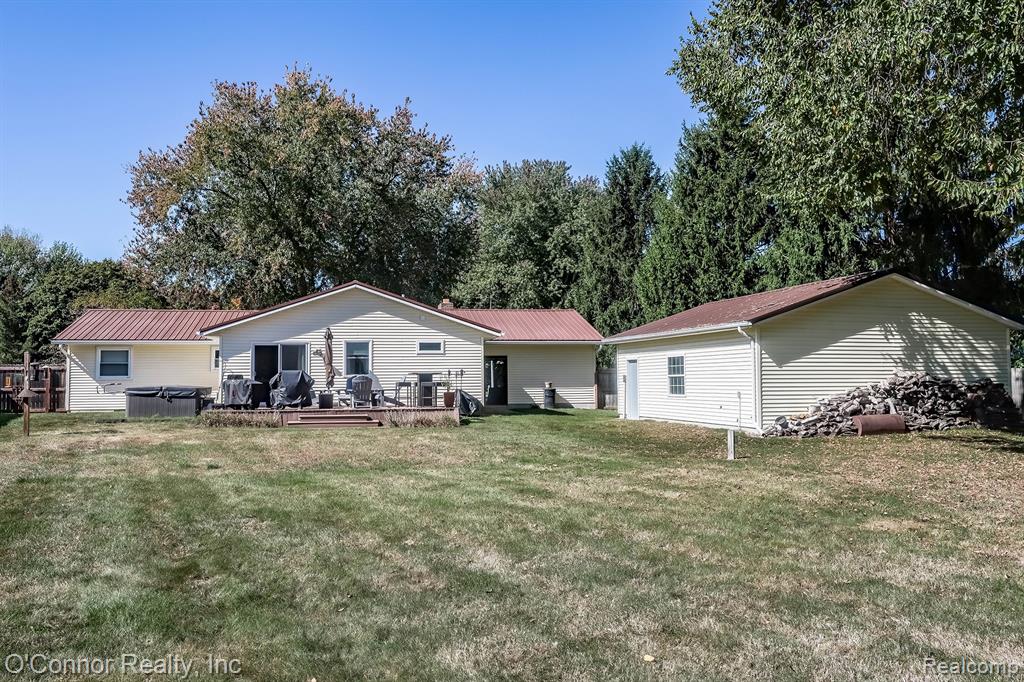 3082 Stoneybrook Lane, Port Huron, MI 48060 — Photo 26