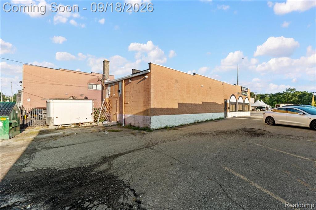15621 W Warren Avenue - Photo 2