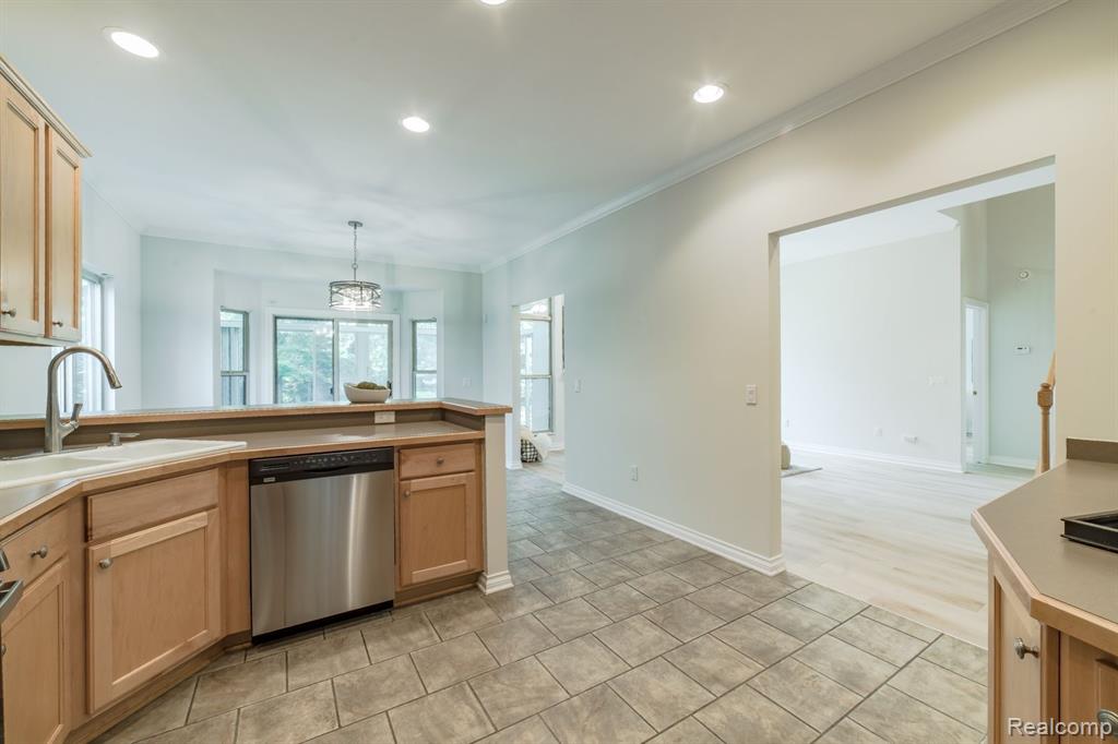 7191 ELDERWOOD Circle, Clarkston, MI — Photo 22