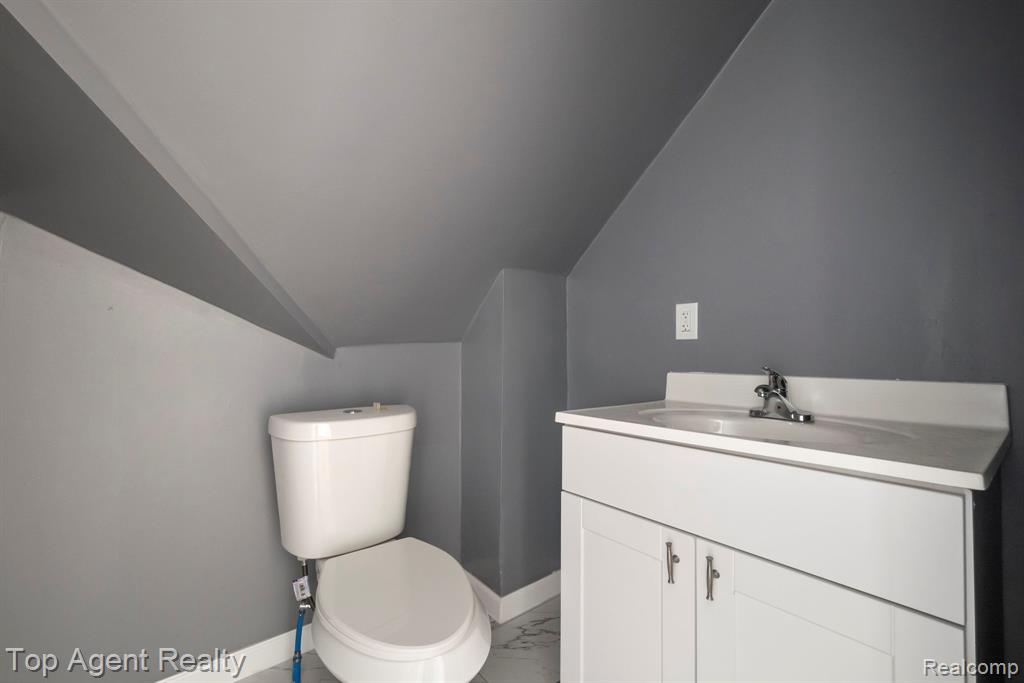 19164 Riopelle Street, Highland Park, MI 48203 — Photo 26