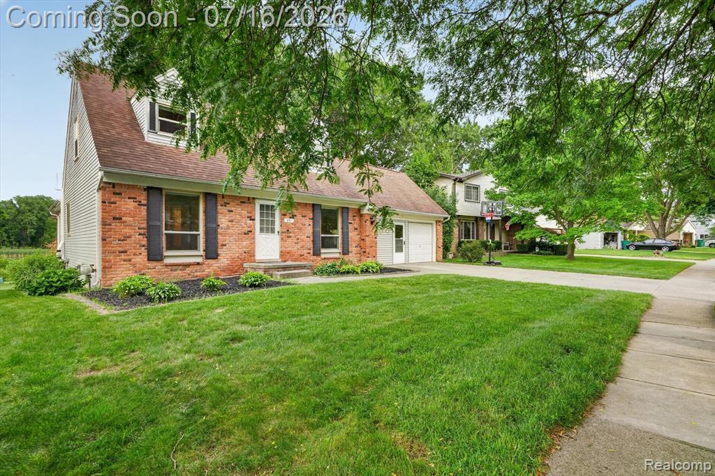 891 Devonshire Boulevard, Brighton, MI 48116 — Photo 2