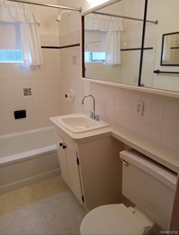 5546 NEFF Avenue, Detroit, MI 48224 — Photo 5