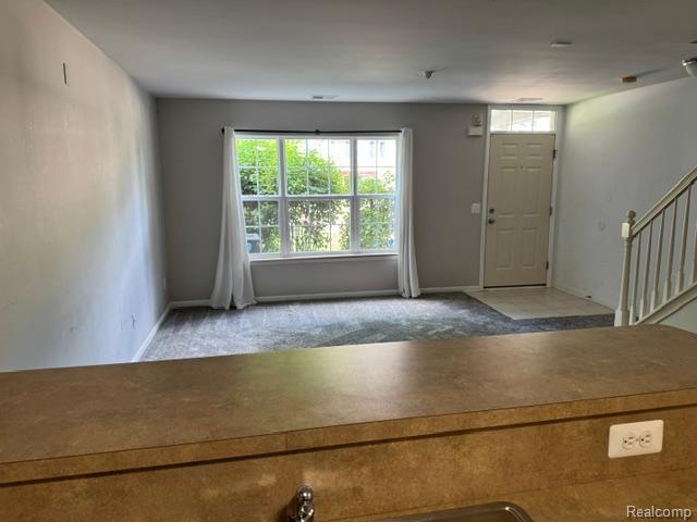 49225 W Woods Drive, 20, Utica, MI 48317 — Photo 3