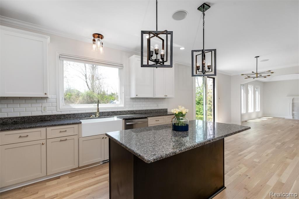 2862 Bay Hill Court, Oakland, MI — Photo 20