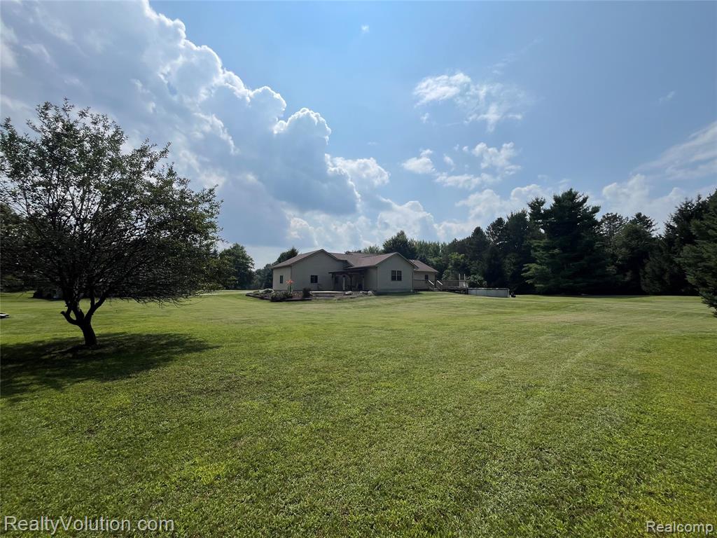 5885 Skyview Drive, Imlay City, MI 48444 — Photo 43