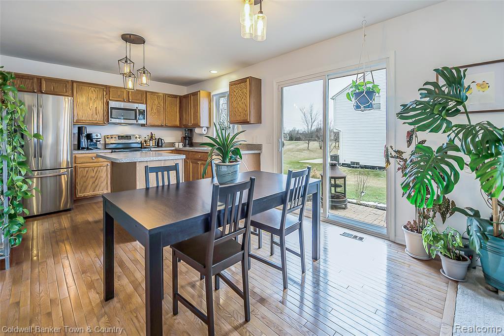 1240 Callaway Court, Howell, MI 48843 — Photo 11