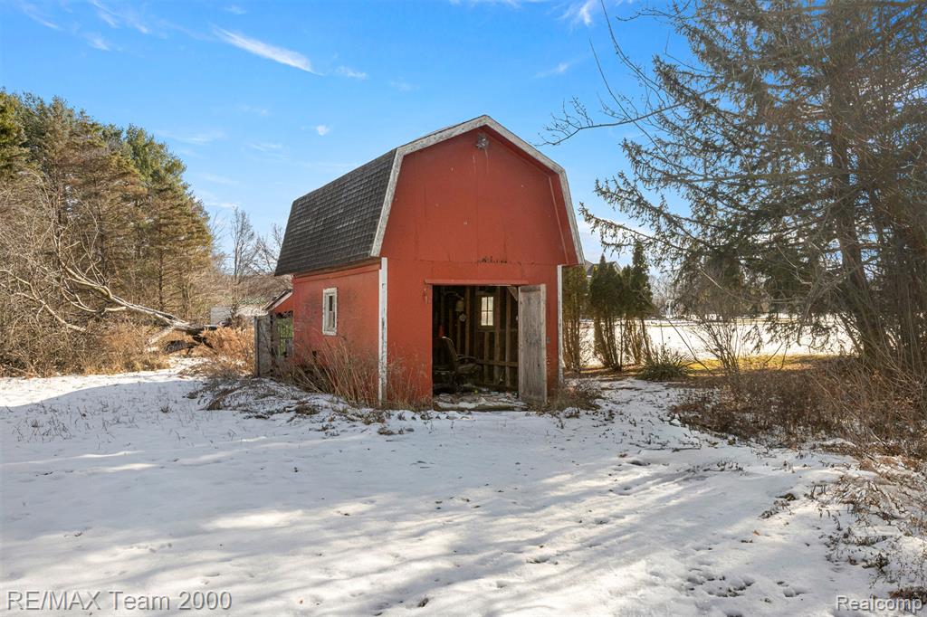 15615 Martinsville Road, Van Buren, MI 48111 — Photo 49