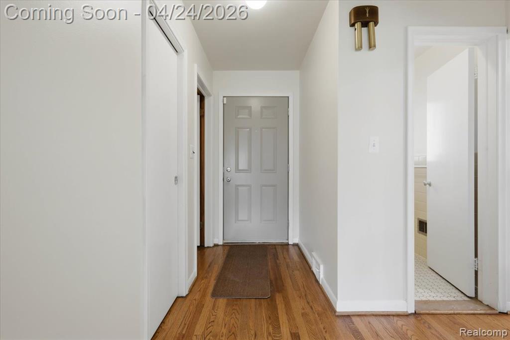 13111 Northfield Boulevard, Oak Park, MI 48237 — Photo 6