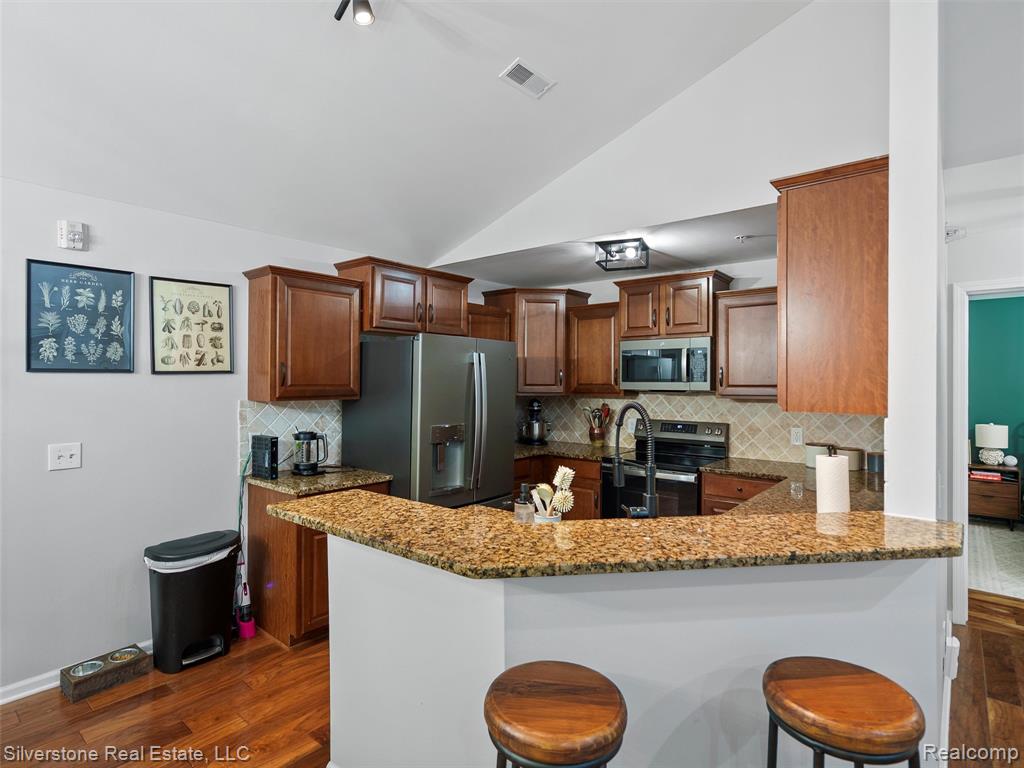 49207 W Woods Drive, Shelby Twp, MI 48317 — Photo 12