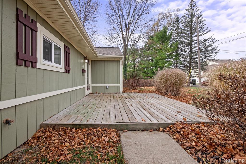405 W Liberty Street, Milford, MI 48381 — Photo 3