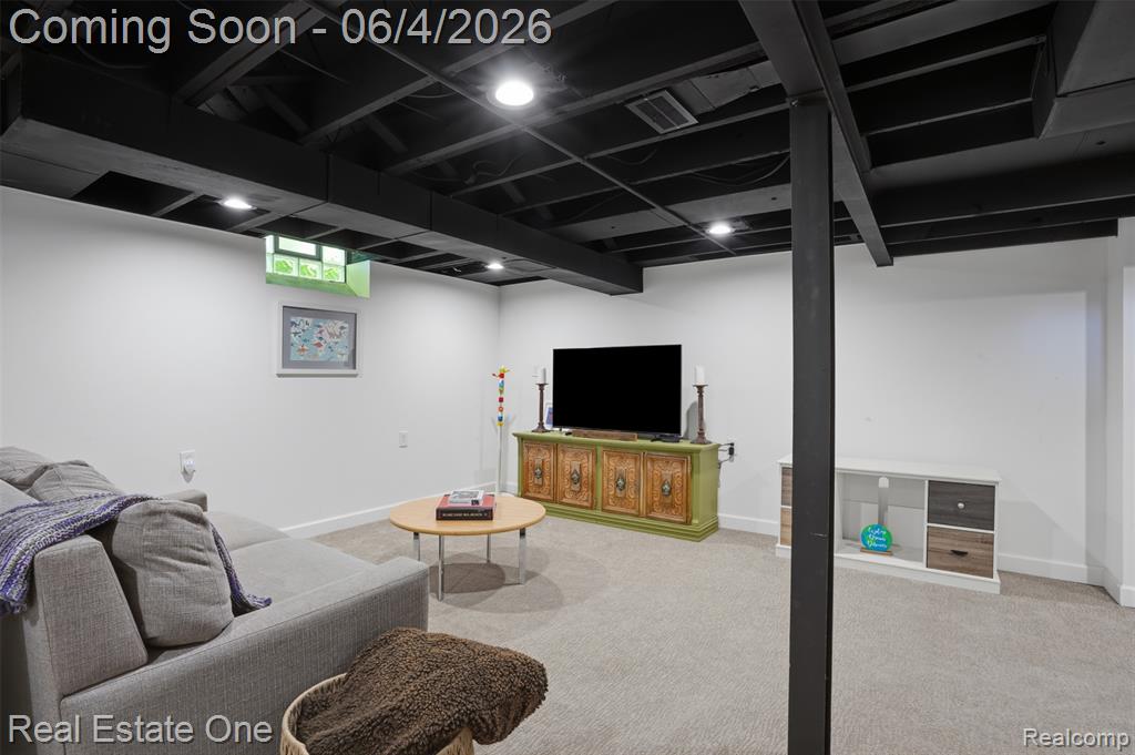 448 Allard Avenue, Grosse Pointe, MI 48236 — Photo 32