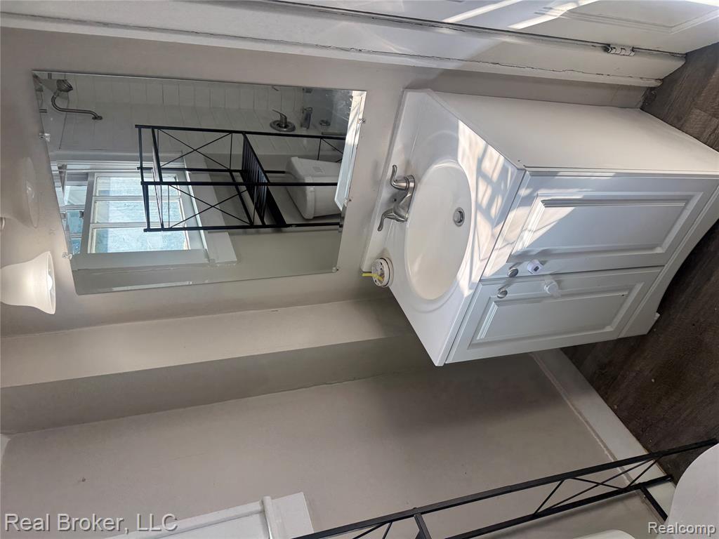 958 N Chevrolet Avenue, Flint, MI 48504 — Photo 16
