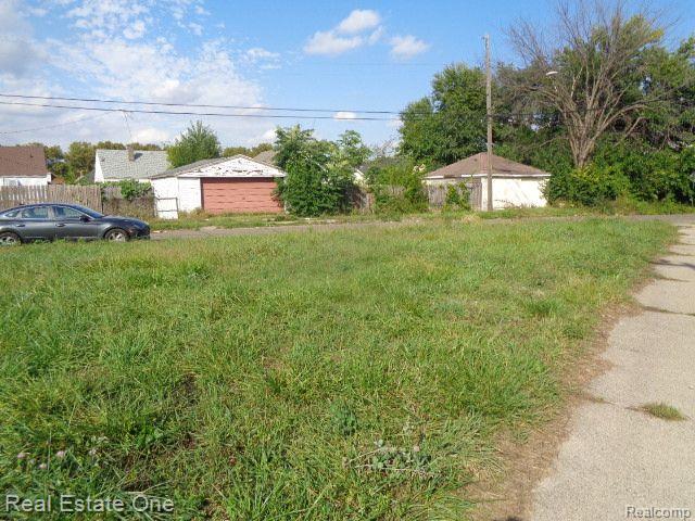 4994 CARPENTER Street, Hamtramck, MI 48212 — Photo 5