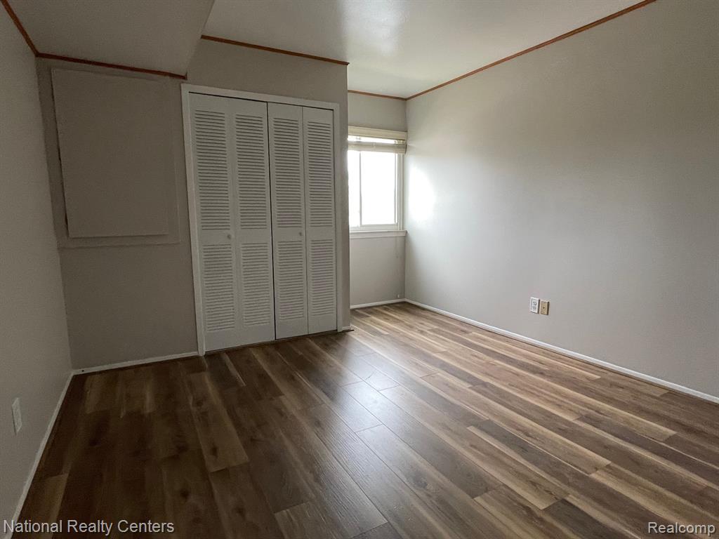 8719 Meadowbrook Drive, Brighton, MI 48116 — Photo 7