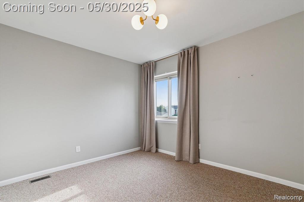 45127 Fair Oaks Drive, Canton, MI 48187 — Photo 29