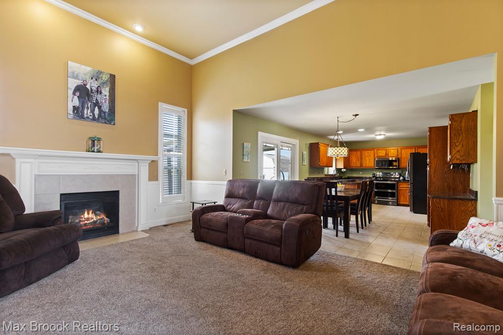 52449 ROBINS NEST Drive, Chesterfield, MI 48047 — Photo 4