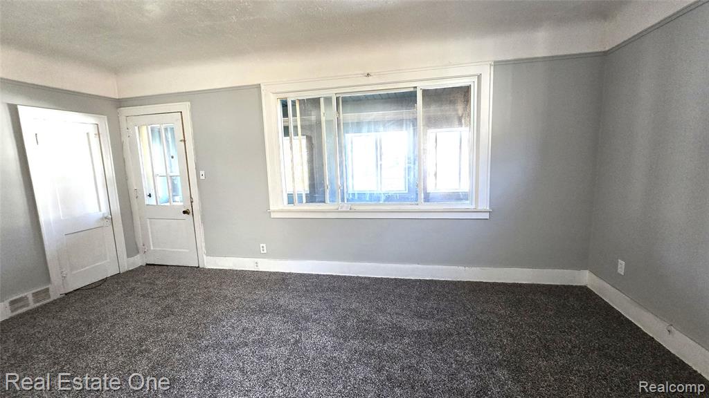 126 E Leroy Street E, River Rouge, MI 48218 — Photo 18