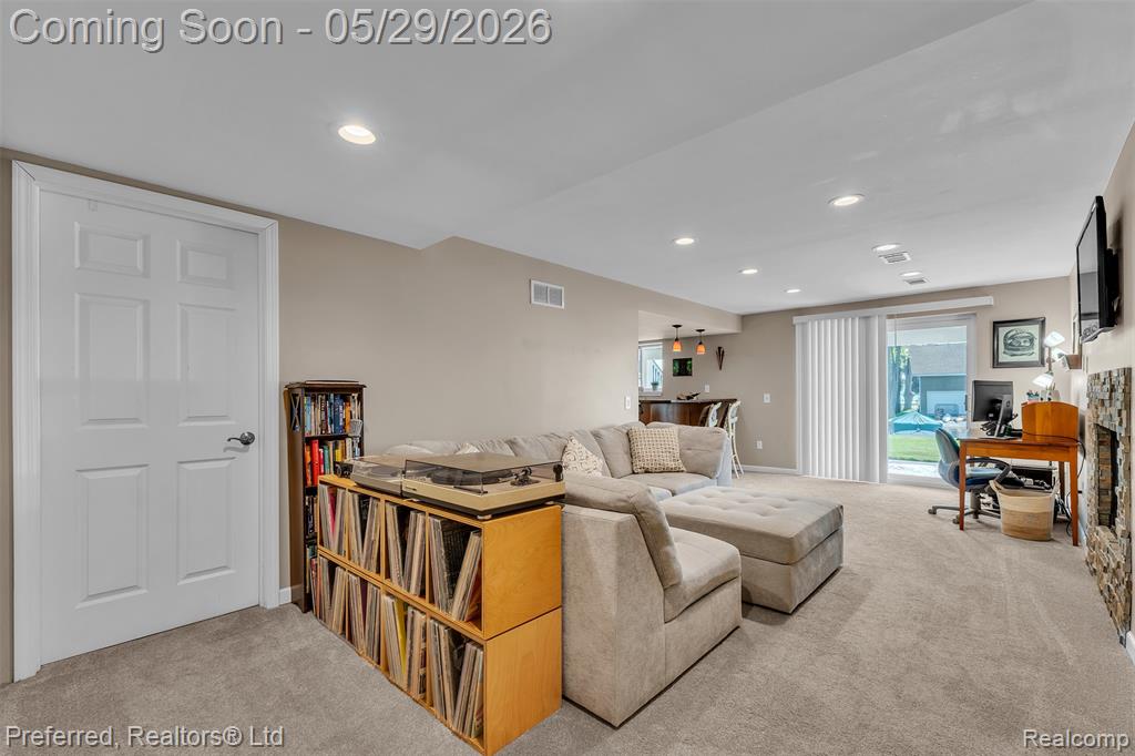 3812 Maiden Street, Waterford, MI 48329 — Photo 37