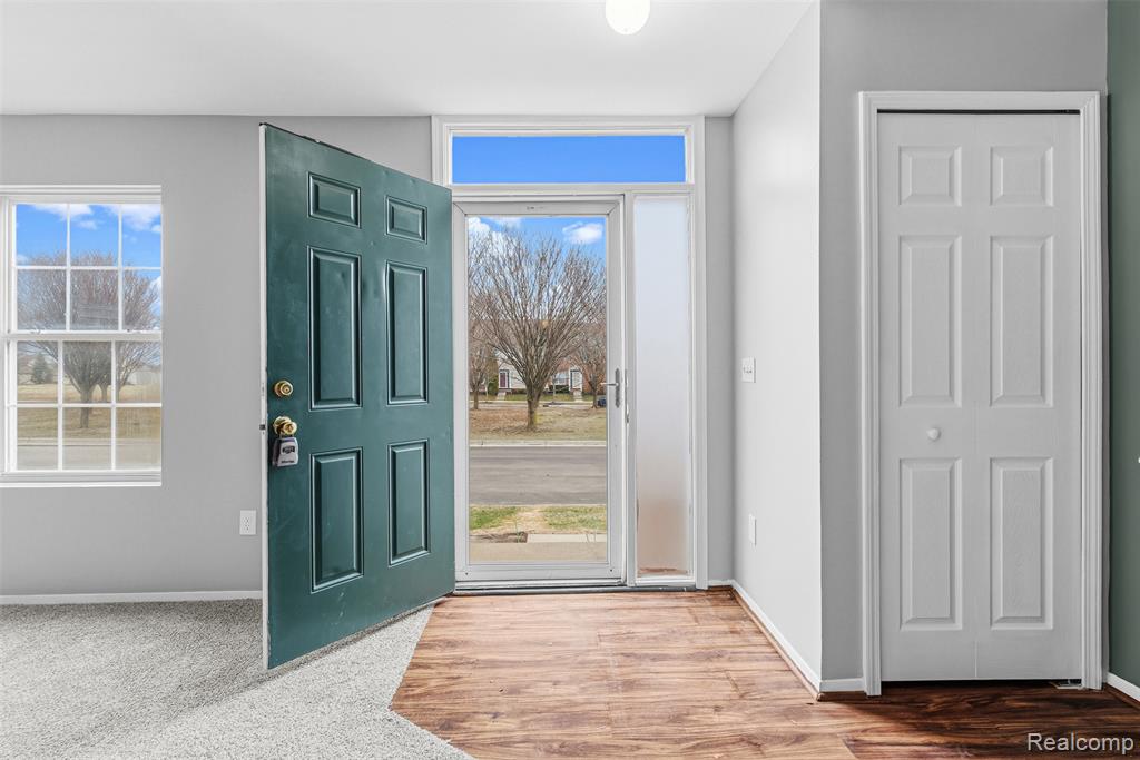 253 Stonegate W, Pontiac, MI 48341 — Photo 7