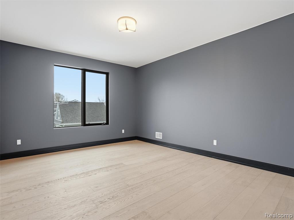 41215 Belvidere Street, Harrison Township, MI — Photo 26