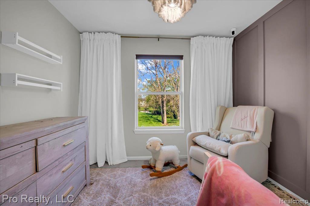 863 CALPERNIA, Wixom, MI 48393 — Photo 25