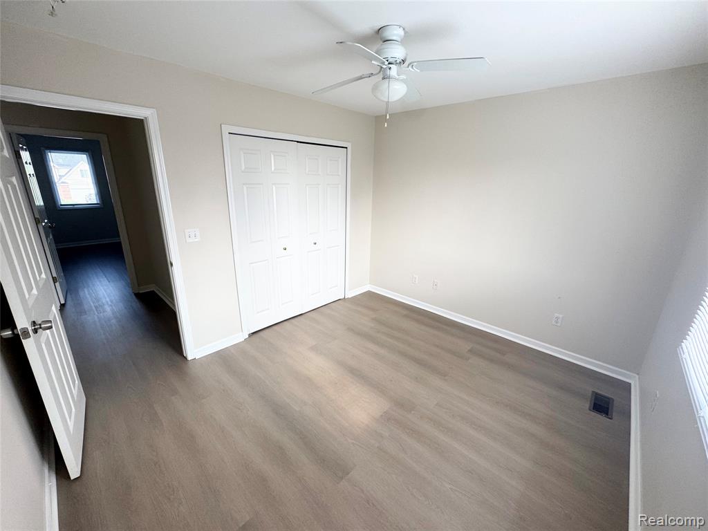 8147 Fox Tail Court, Ypsilanti, MI 48197 — Photo 20
