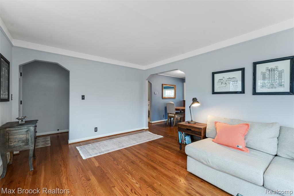 4321 Robinwood Avenue, Royal Oak, MI 48073 — Photo 6